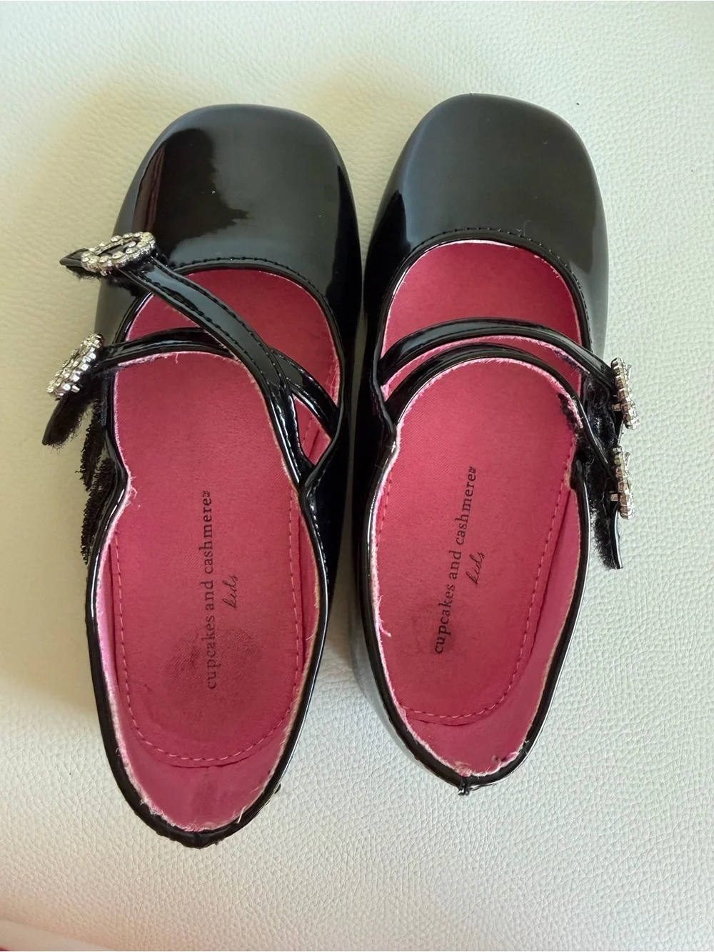Cupcakes and Cashmere Kids Black Patent Mary Jane Shoes — Size 9 Toddler